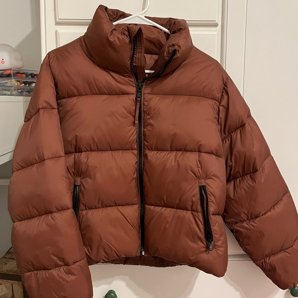 Cropped Puffer Jacket